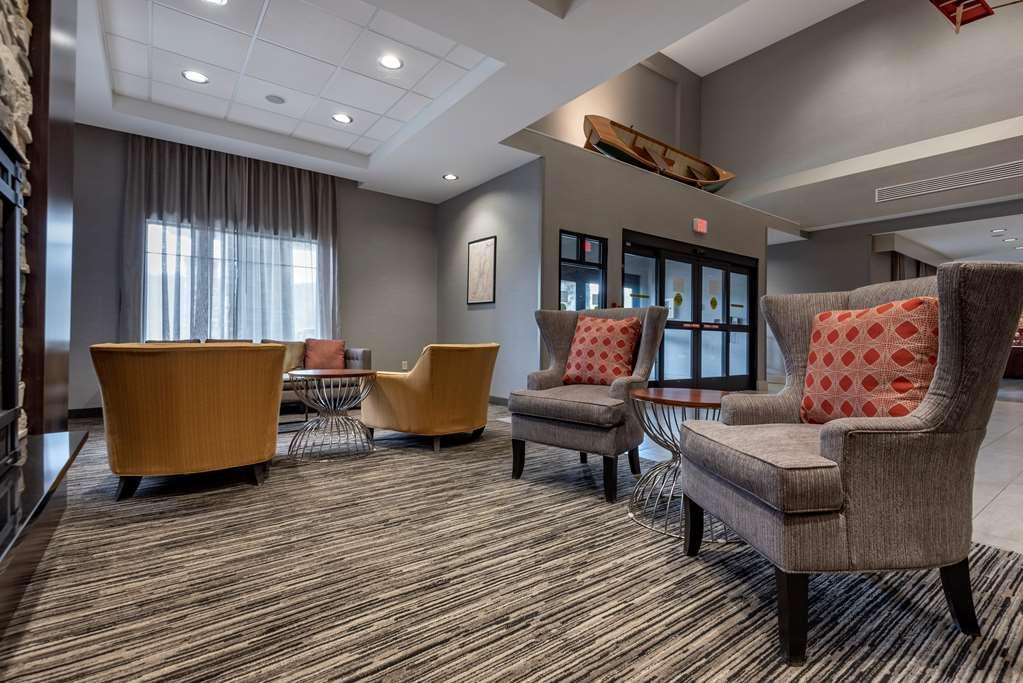 Best Western Plus The Hammondsport Hotel Interior photo